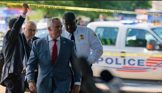 While House locked down after armed man shot by US Secret Service