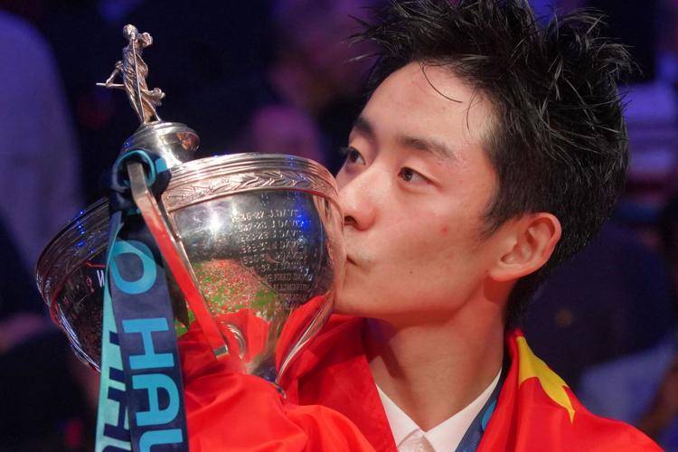 China's Wu Yize wins World Snooker Championship for first time