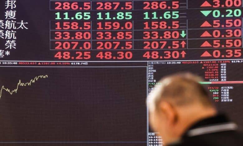 Oil sinks and stocks rally on peace hopes, Samsung tops $1 trillion
