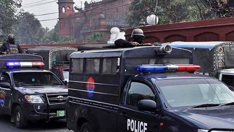 One bandit killed two arrested in police encounters in Karachi, Larkana