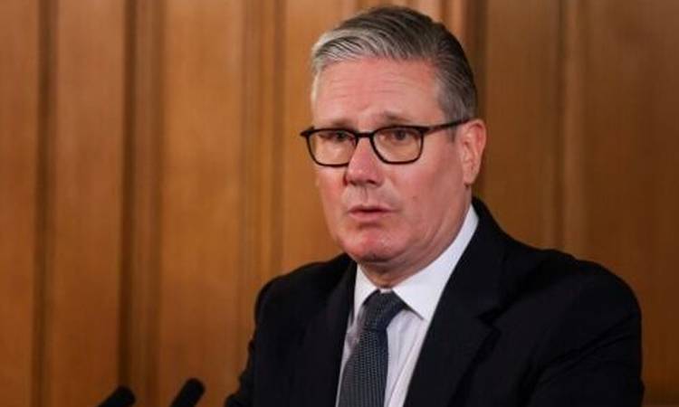 Britons set to punish Starmer's Labour in local polls