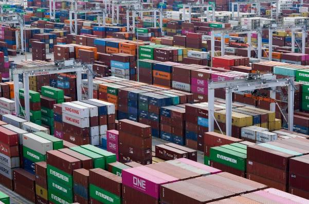 US trade court rules against Trump's global 10% tariff