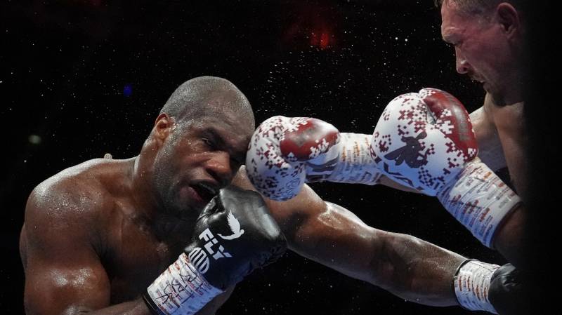 Dubois climbs off the canvas to become two-time world heavyweight champion