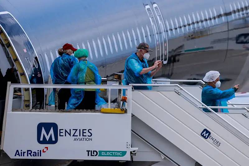 Hantavirus ship evacuees begin returning home