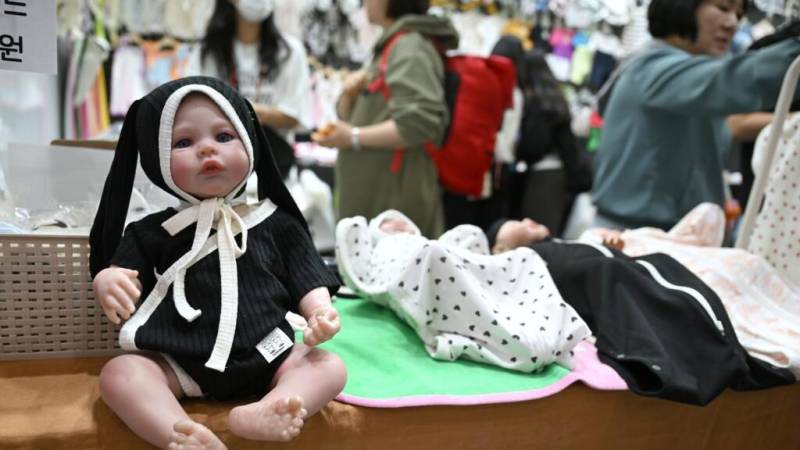 South Korea welcomes rare baby bump as population shrinks