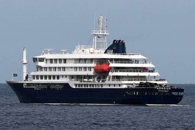 Spain says over 90 people to be evacuated from hantavirus ship by end of Sunday