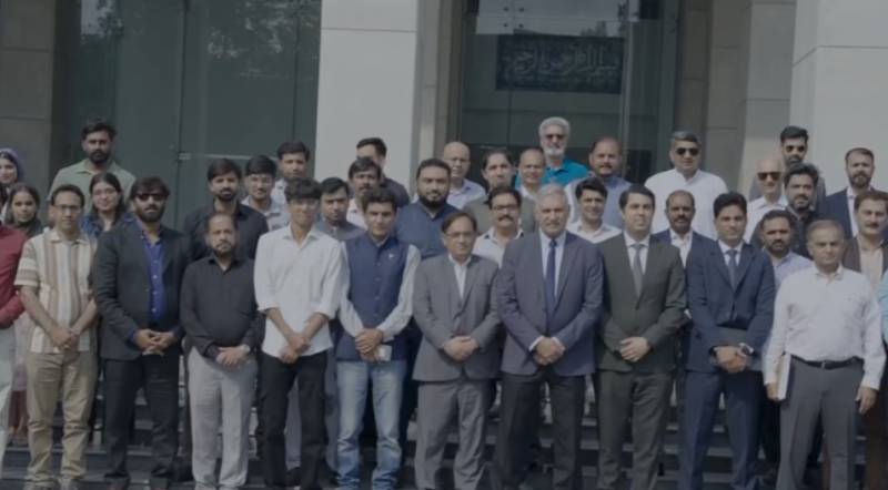 Govt committed to transparent power sector reforms, says Awais Leghari at LUMS workshop