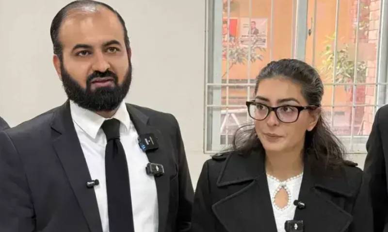SC orders IHC to decide Imaan Mazari, husband's pleas within two weeks