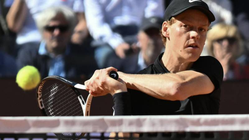 Sinner dismisses Pellegrino to reach Italian Open quarters, Zverev out