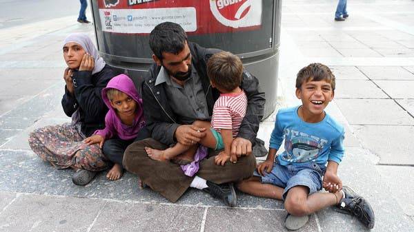 UN cuts emergency food aid to Syria by 50%
