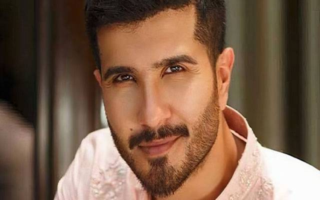 ‘Peechay peechay turdi ay fame’: Feroze flaunts luxury ride as ‘Shaidai’ fever grows