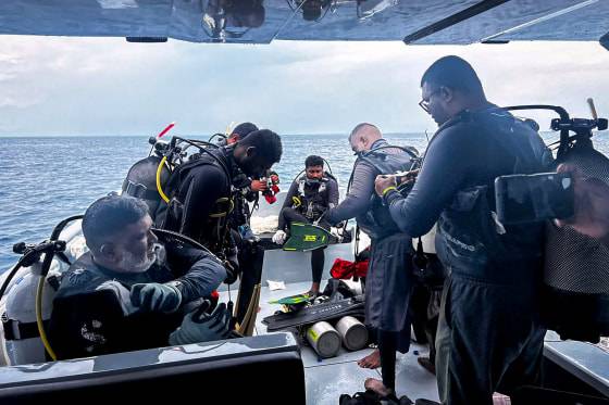 Maldives rescue diver dies in search for missing Italians