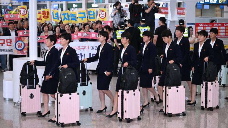 North Korean women footballers land in South ahead of rare match