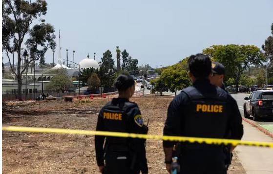 Three killed in US mosque shooting, both suspects dead