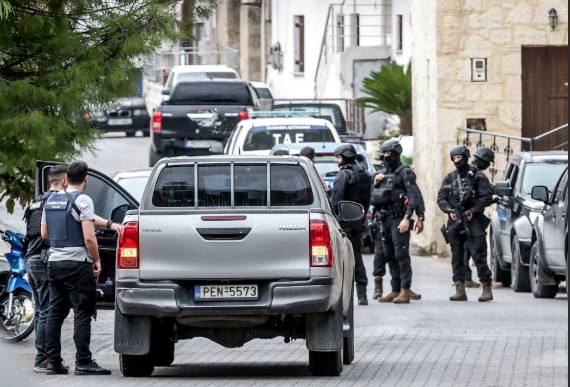Turkey manhunt ends as shooter takes own life after killing six