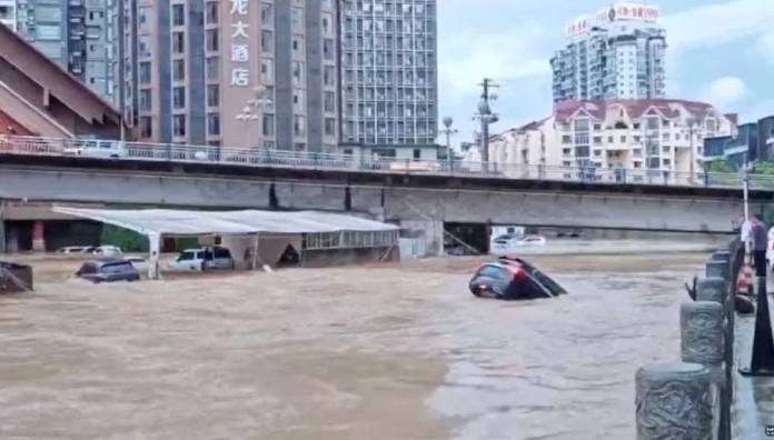 Death toll reaches 22 in China rains, 20 more missing
