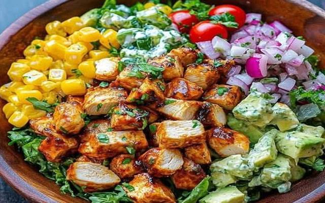 Tired of boring salads? This easy chicken corn salad will change your mind  
