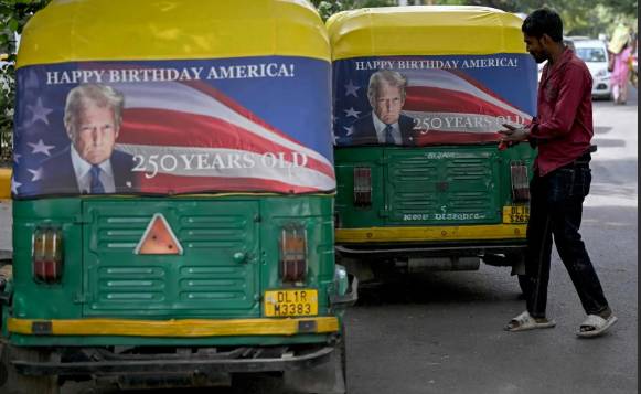 India capital's motor-rickshaws get Trump makeover