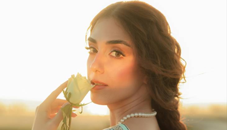 Maya Ali’s new beachside photos leave fans mesmerised
