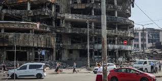 Russia threatens more strikes on Kyiv, urges foreigners to leave city