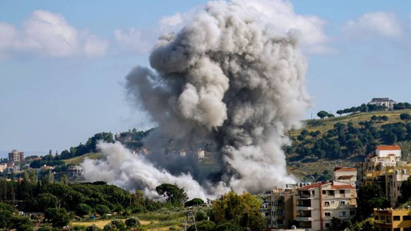 Israel steps up Lebanon strikes as Netanyahu escalates offensive