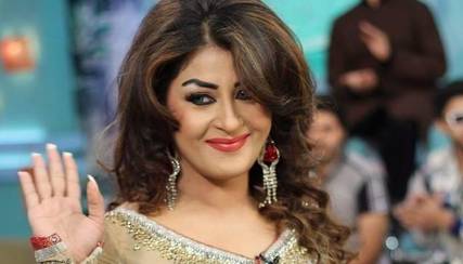 ‘Apa Shamim Aara ko mujh mein kya nazar aya?’; Laila gets candid about her complexion concerns