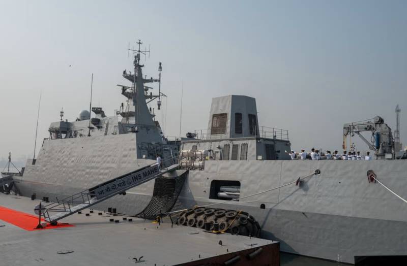 India says 10 sailors released by Iran