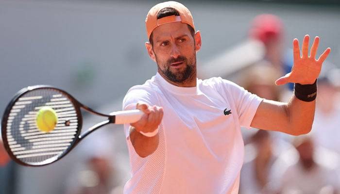 Djokovic suggests rescheduling matches as heat rolls over French Open