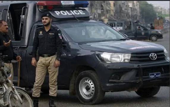 7 injured in attack on 24News TV reporter’s house in Kashmore
