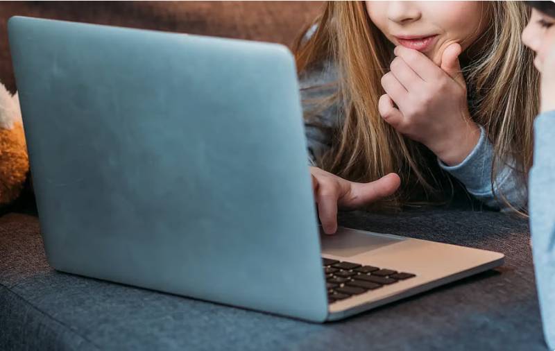 UN says protecting children online an 'urgent priority'