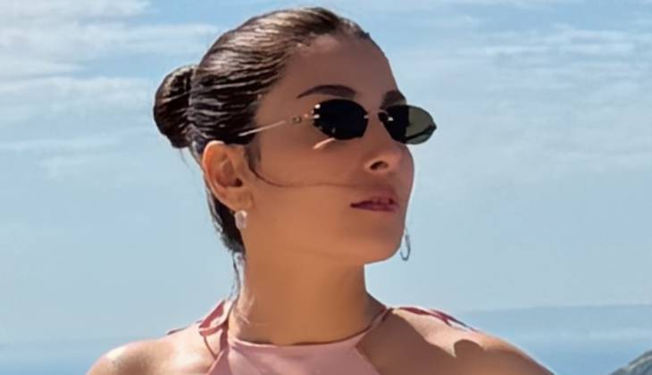 Ayeza Khan faces backlash over sleeveless outfit