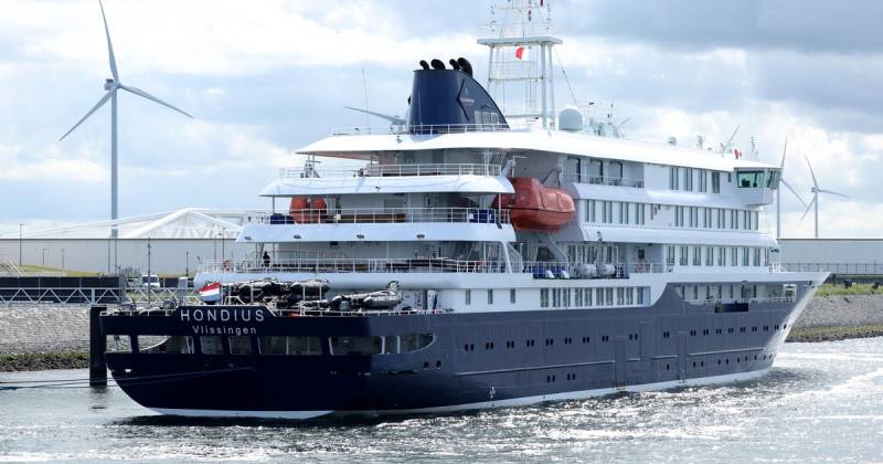 Dutch health officials clear hantavirus ship to sail again