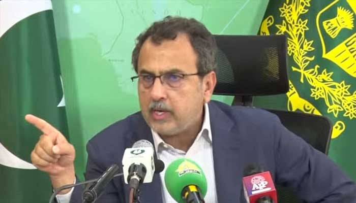 Government not ending electricity subsidy for protected consumers, says Awais Leghari