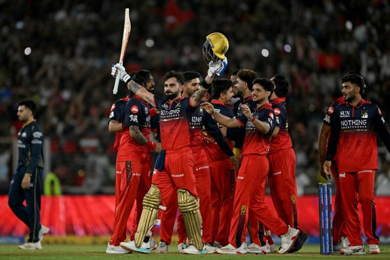 Kohli steers Bengaluru to second straight IPL crown