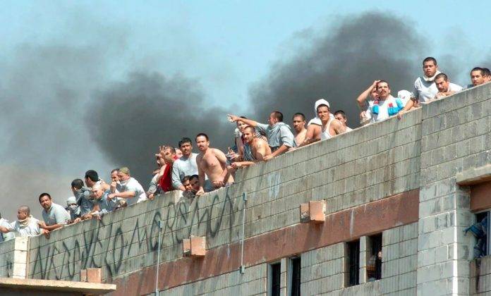 Prison riot in Mexico leaves seven inmates dead