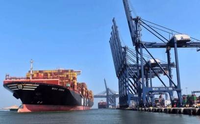 Pakistan’s ports gain new transshipment business as Gulf tensions disrupt shipping