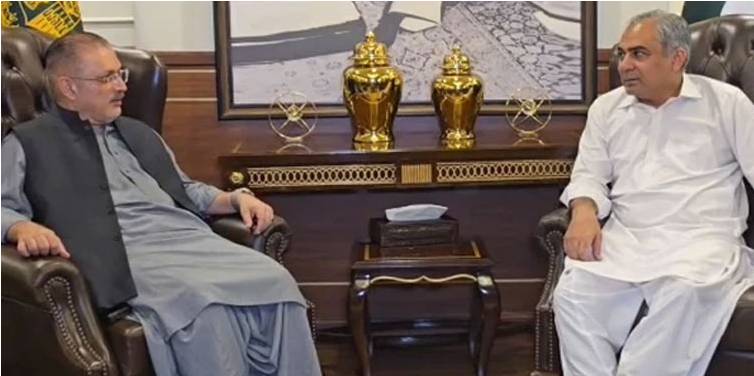 Interior Minister Mohsin Naqvi assures Sindh govt support for combating crimes