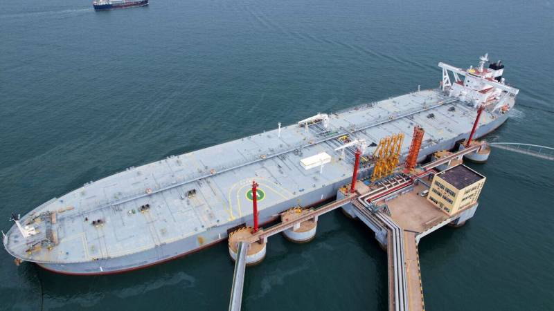 Iran’s oil exports to China fall to 17-month low amid US pressure and weaker demand