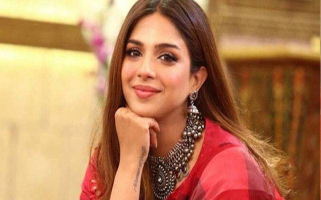 Sonya Hussyn’s saree slay has fans swooning