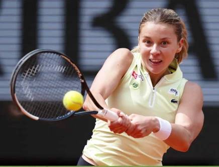 Chwalinska, the 'tennis freak' making Roland Garros history