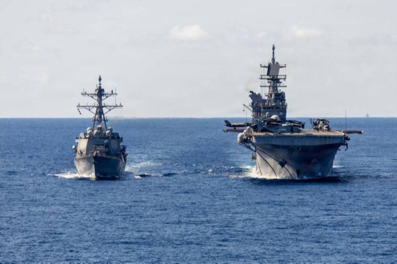 Iran says fired 'warning missiles' at US destroyers in Gulf of Oman, US military rejects claim