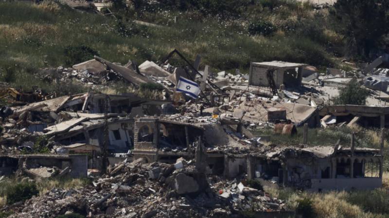 Lebanese leaders rebuke Iran as Israel, Hezbollah trade attacks