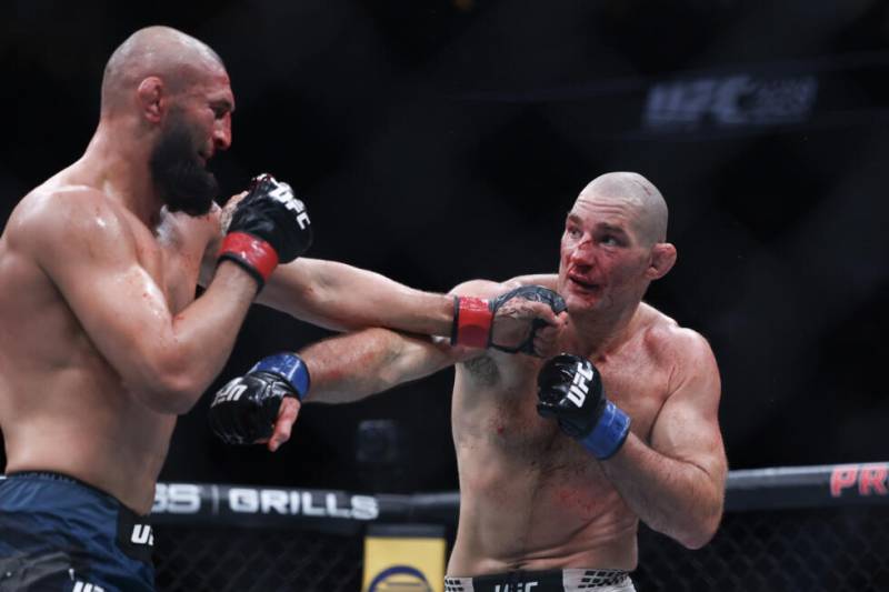 Political blows fly ahead of Trump's White House UFC fight