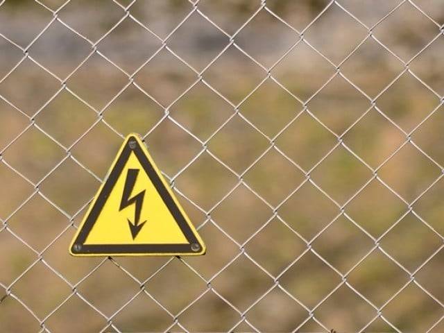 Three workers electrocuted to death while repairing lights at Multan Toll Plaza