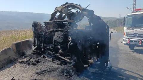 Israeli strike kills three Lebanese soldiers