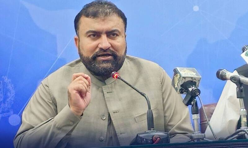 Bugti announces civil award for ward boy who helped acid attack victim in Quetta