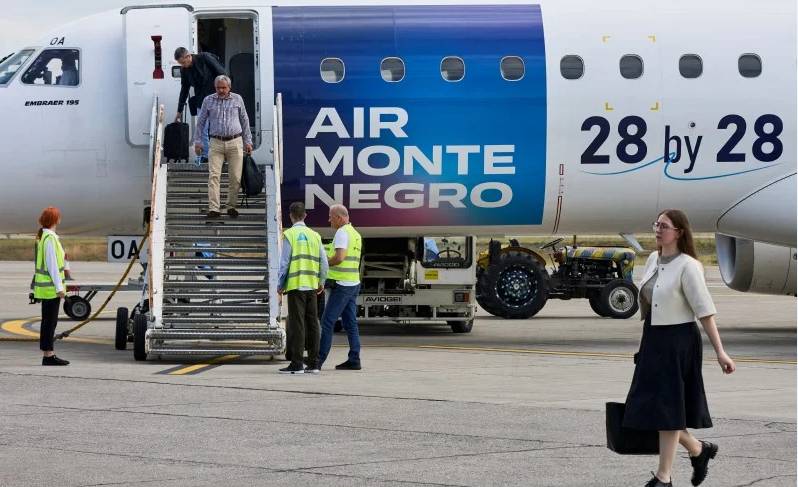 Sustainable jet fuel too costly and scarce, airline group warns