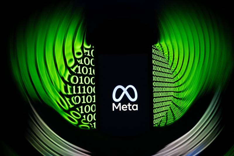EU orders Meta to open WhatsApp to rival AI chatbots for free