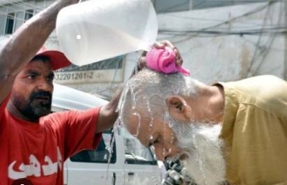 Hot and dry weather persists across the country