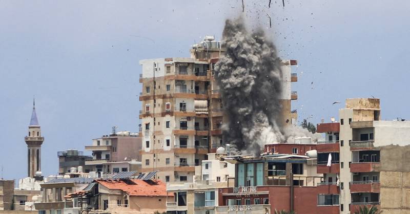 Lebanon says 8 dead in strike on Tyre as Israel keeps up attacks on south